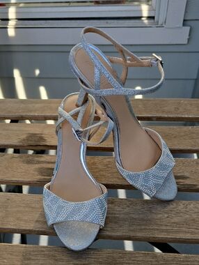 Jewel Badgley Mischka Silver Crystal Ankle-Strap Heels - Size 7